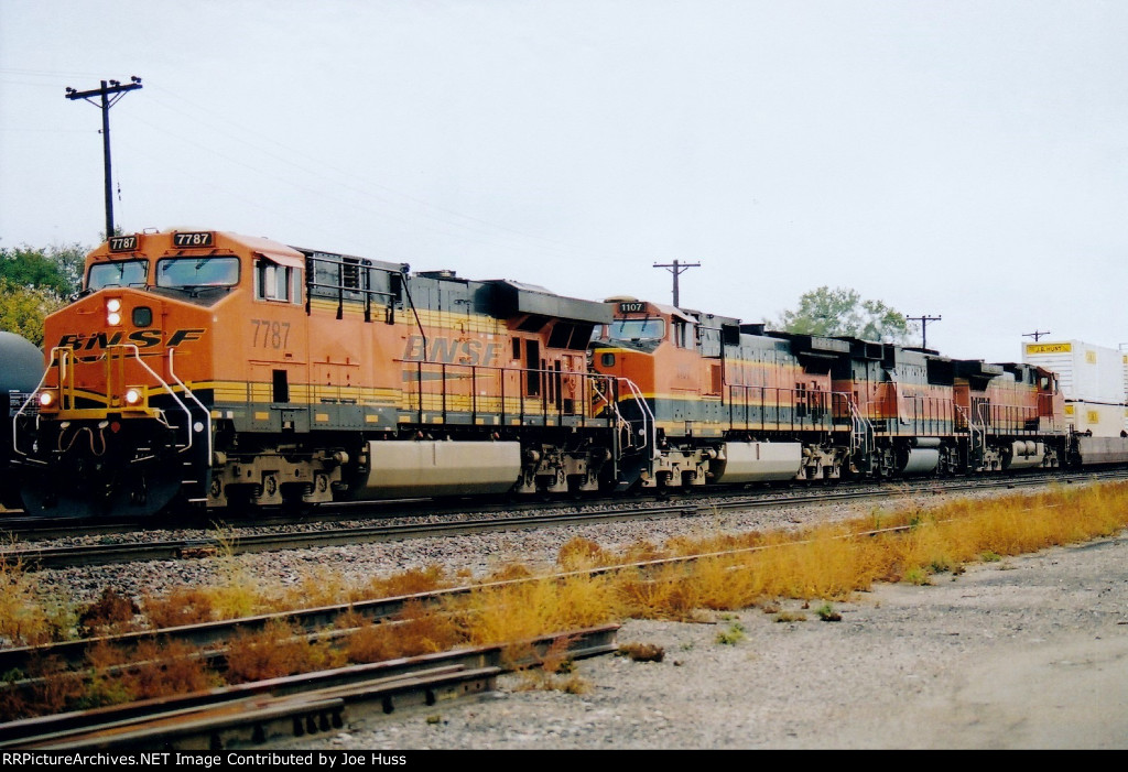 BNSF 7787 West